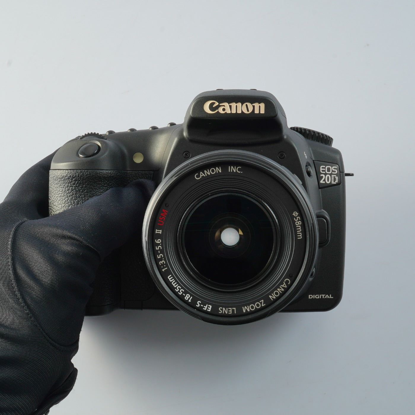 Canon EOS 20D + EF-S 18-55mm F/3.5-5.6Ⅱ USM + CF 2GB デジタル一眼レフカメラ