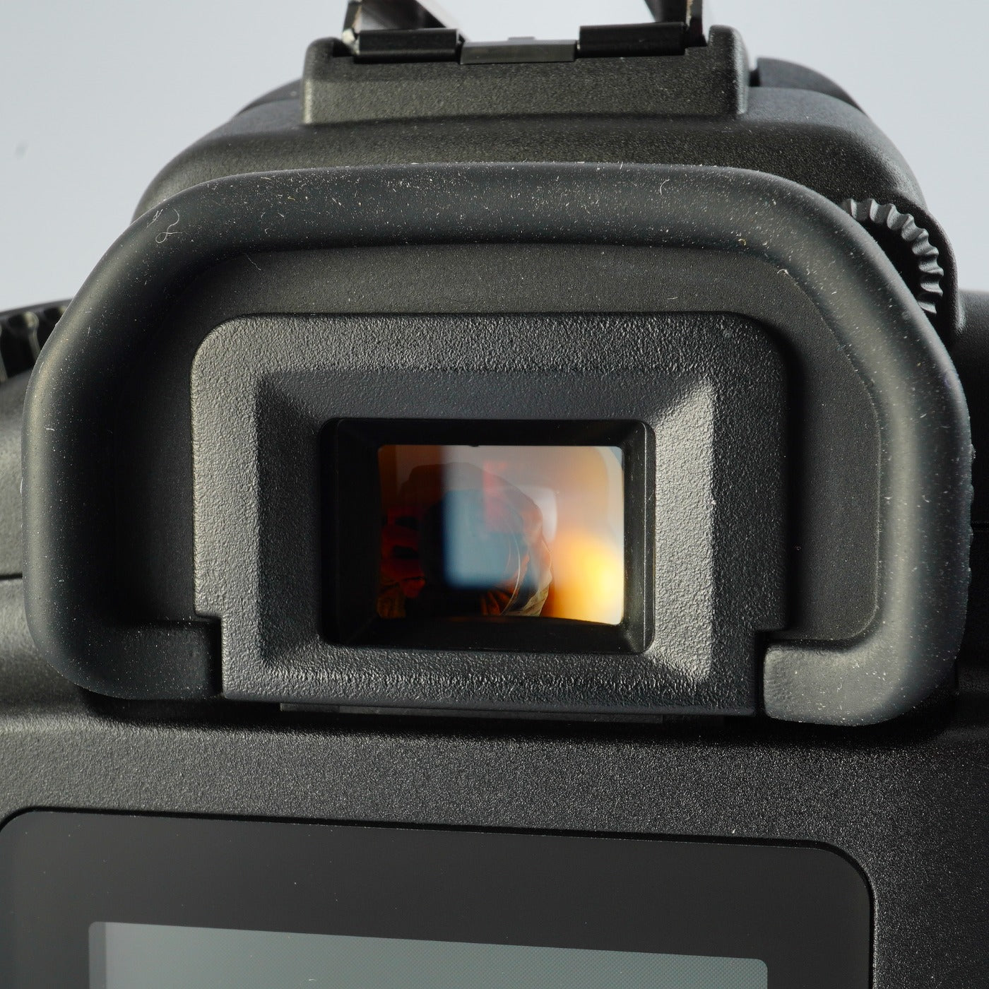 Canon EOS 20D + EF-S 18-55mm F/3.5-5.6Ⅱ USM + CF 2GB デジタル一眼レフカメラ