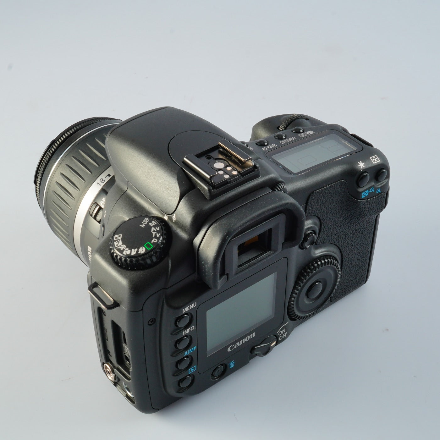 Canon EOS 20D + EF-S 18-55mm F/3.5-5.6Ⅱ USM + CF 2GB デジタル一眼レフカメラ