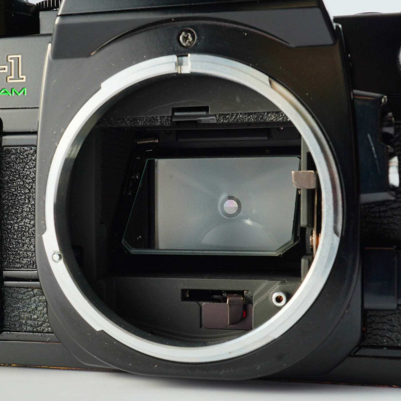 【CLA’d】 Canon AE-1 Program Black + FD 50mm F/1.4 S.S.C. MF フィルム一眼レフカメラ