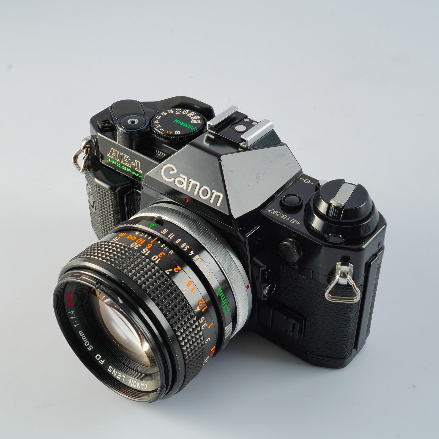【CLA’d】 Canon AE-1 Program Black + FD 50mm F/1.4 S.S.C. MF フィルム一眼レフカメラ