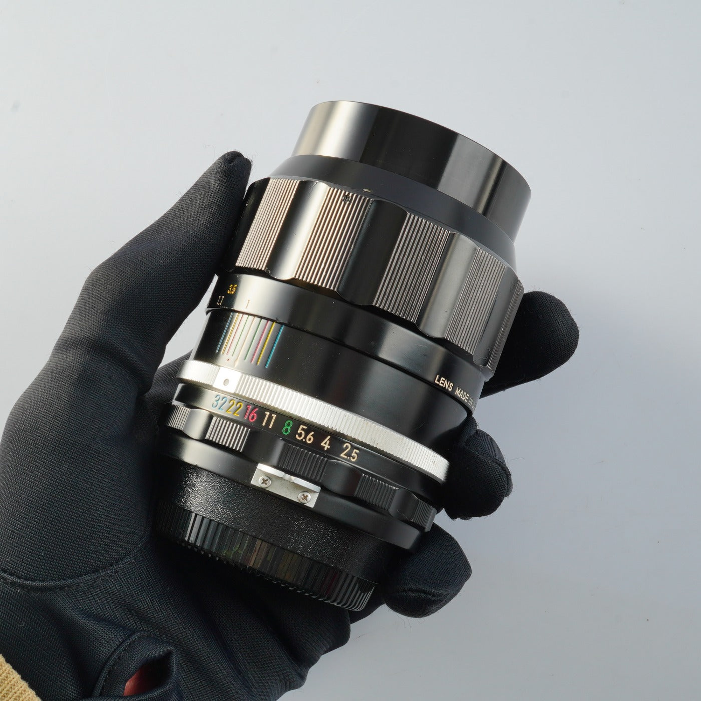 Nikon NIKKOR-P.C Auto 105mm F/2.5 Ai改 単焦点レンズ