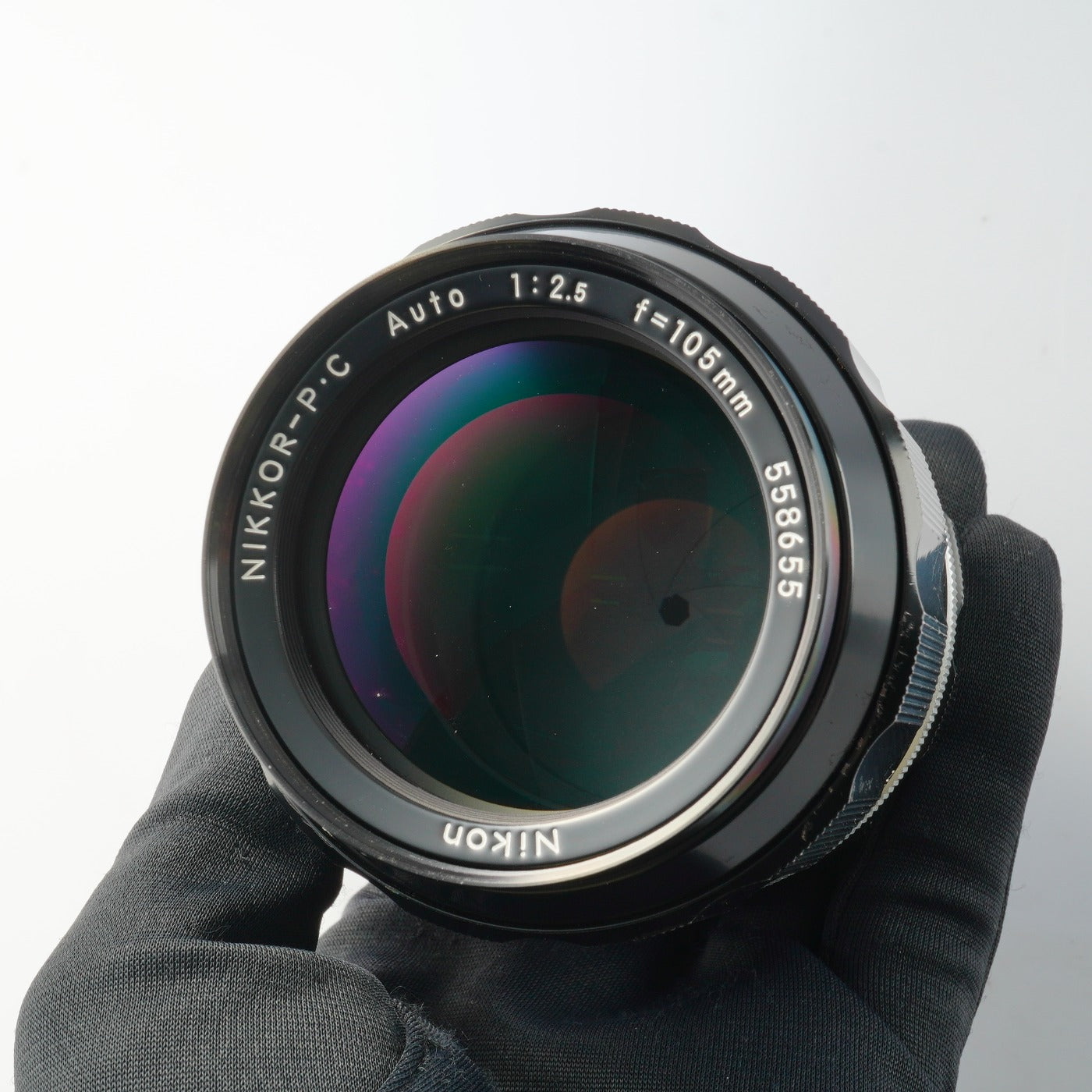 Nikon NIKKOR-P.C Auto 105mm F/2.5 Ai改 単焦点レンズ