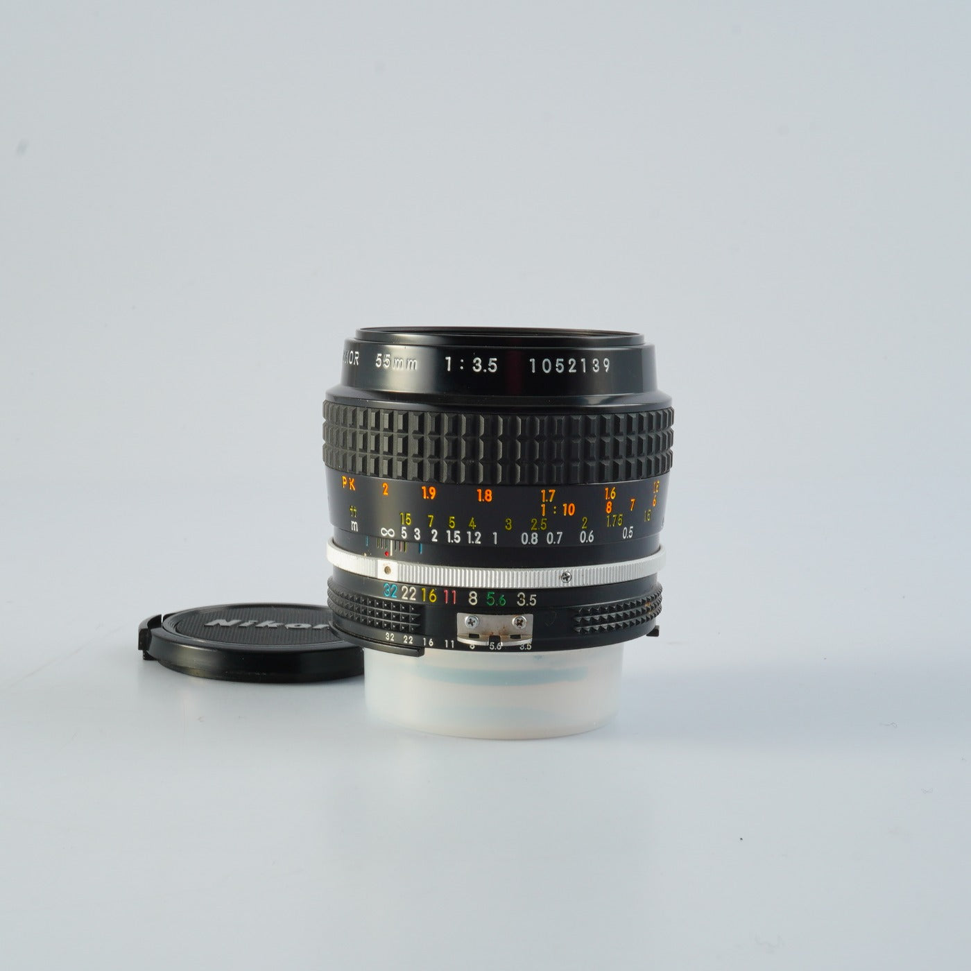 Nikon Ai Micro-NIKKOR 55mm F/3.5 マクロレンズ