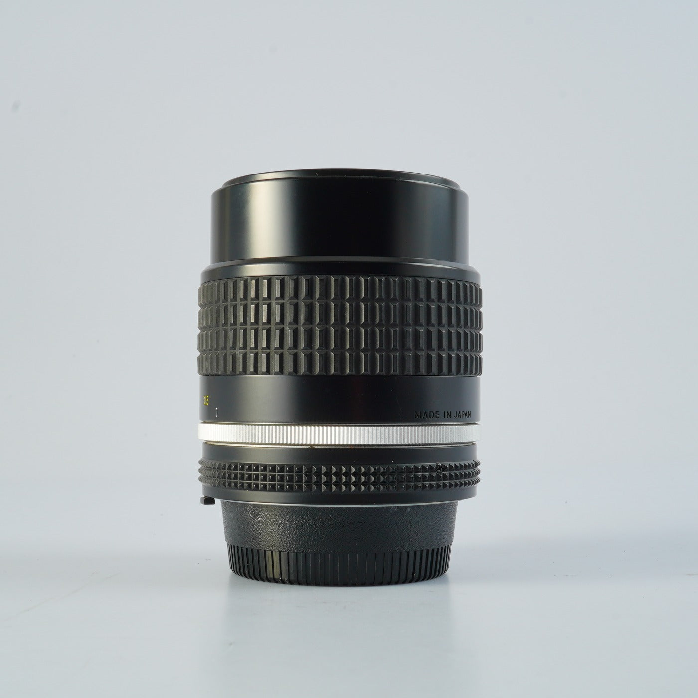 Nikon Ai-S NIKKOR 105mm F/2.5 単焦点レンズ