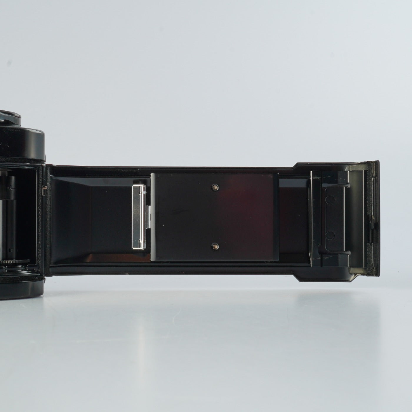 【CLA’d】 Canon AE-1 Program Black + New FD 50mm F/1.4 MF フィルム一眼レフカメラ