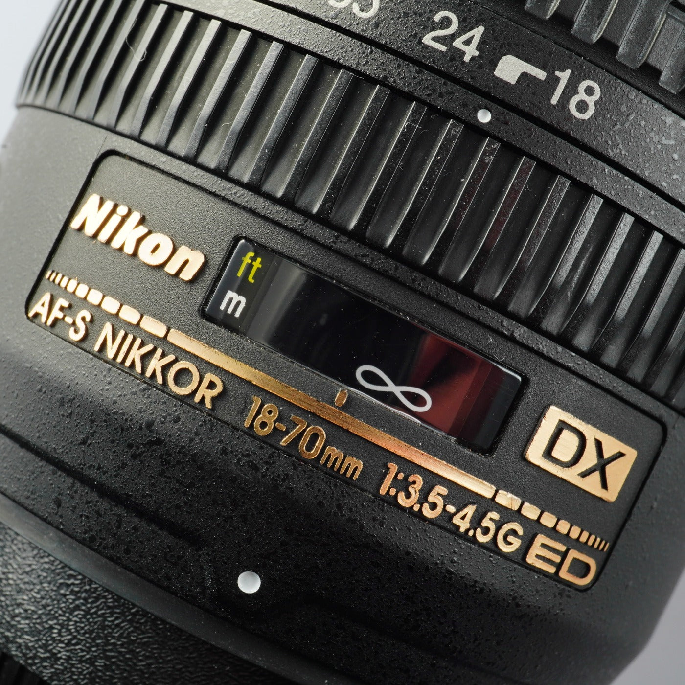 Nikon AF-S DX Nikkor 18-70mm F/3.5-4.5 G ED IF ズームレンズ