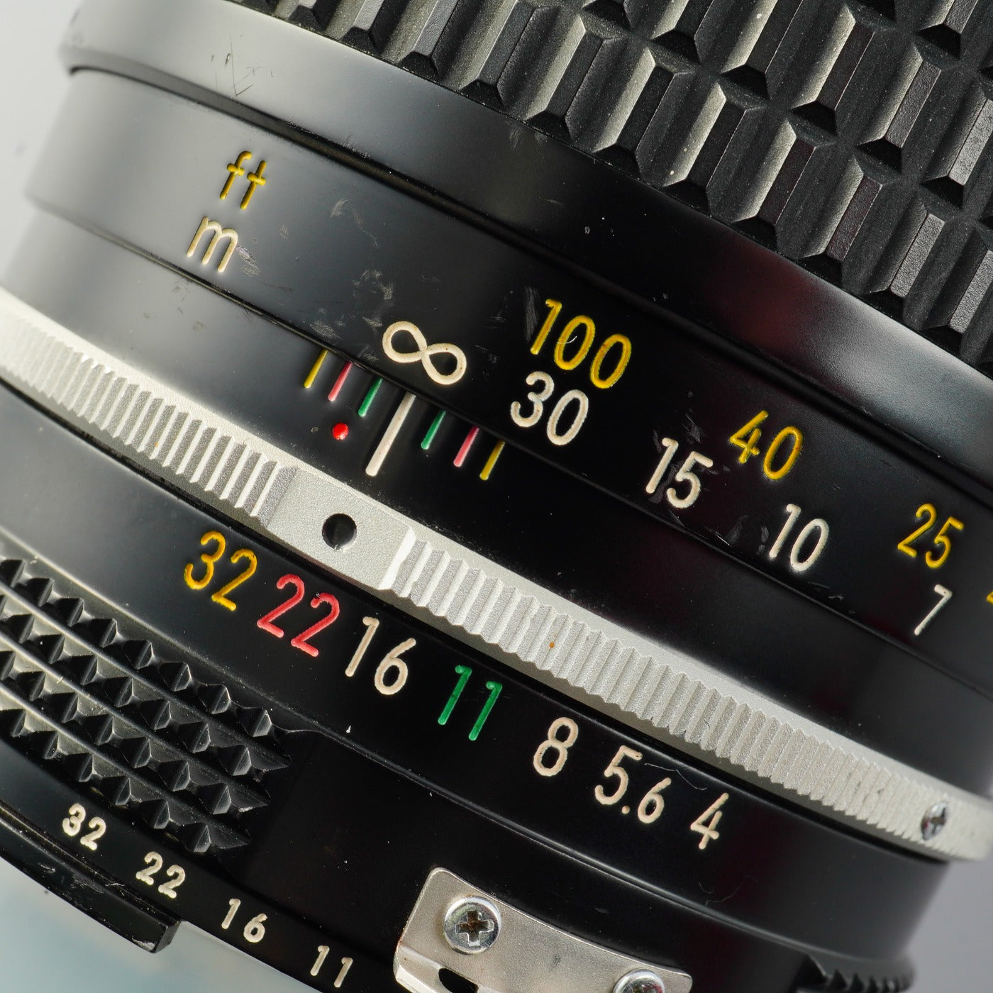 Nikon Ai NIKKOR 200mm F/4 単焦点レンズ