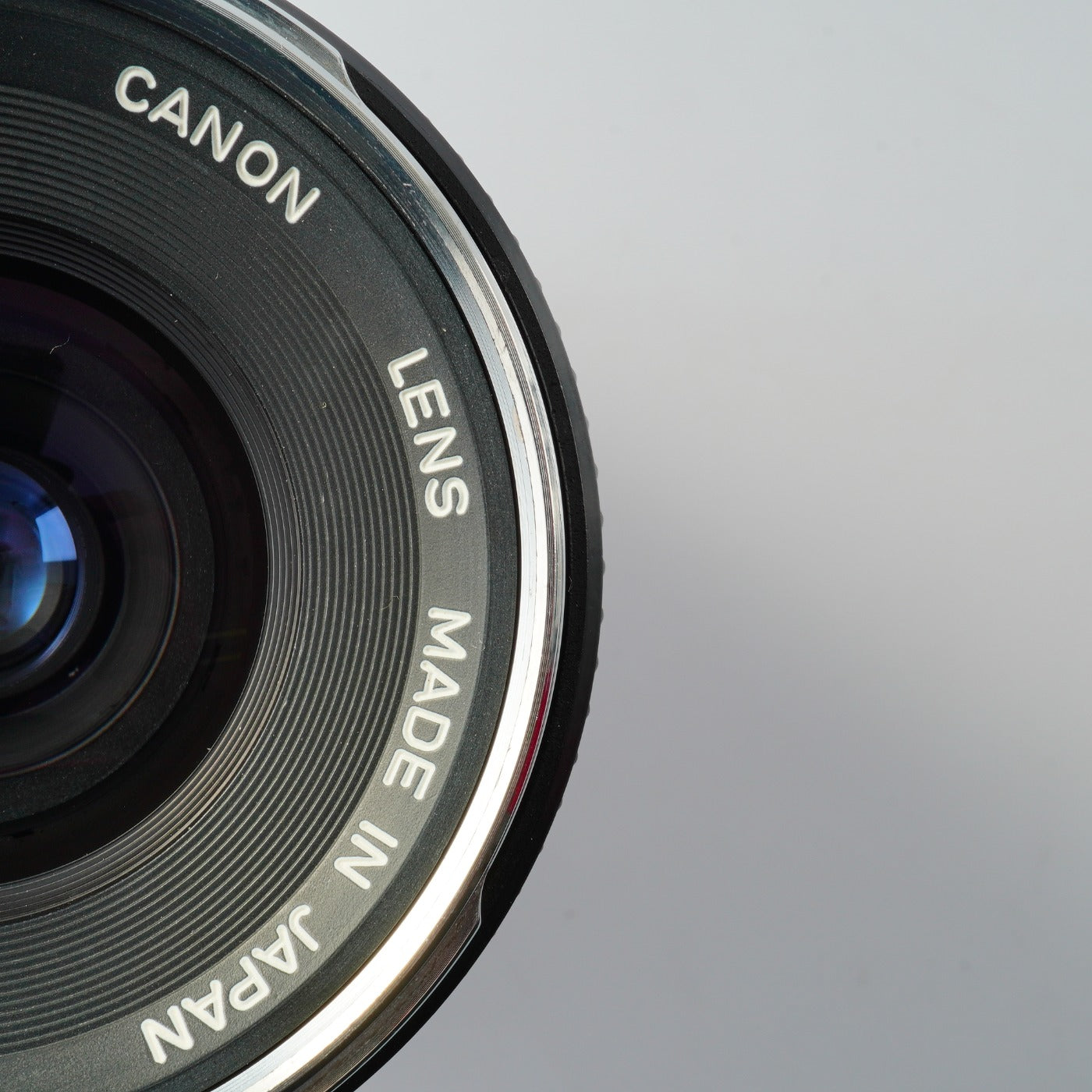 Canon FD 28mm F/3.5 単焦点レンズ