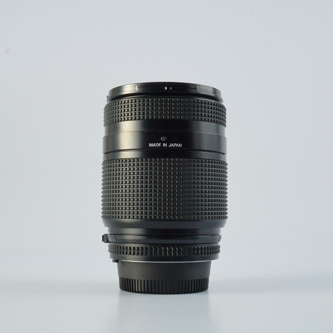 【ジャンク】Nikon FE / Nikon AF 35-70mm F2.8 ジャンク】 Nikon AF NIKKOR 35-70mm F/2.8 ズームレンズ – 山田写真機店