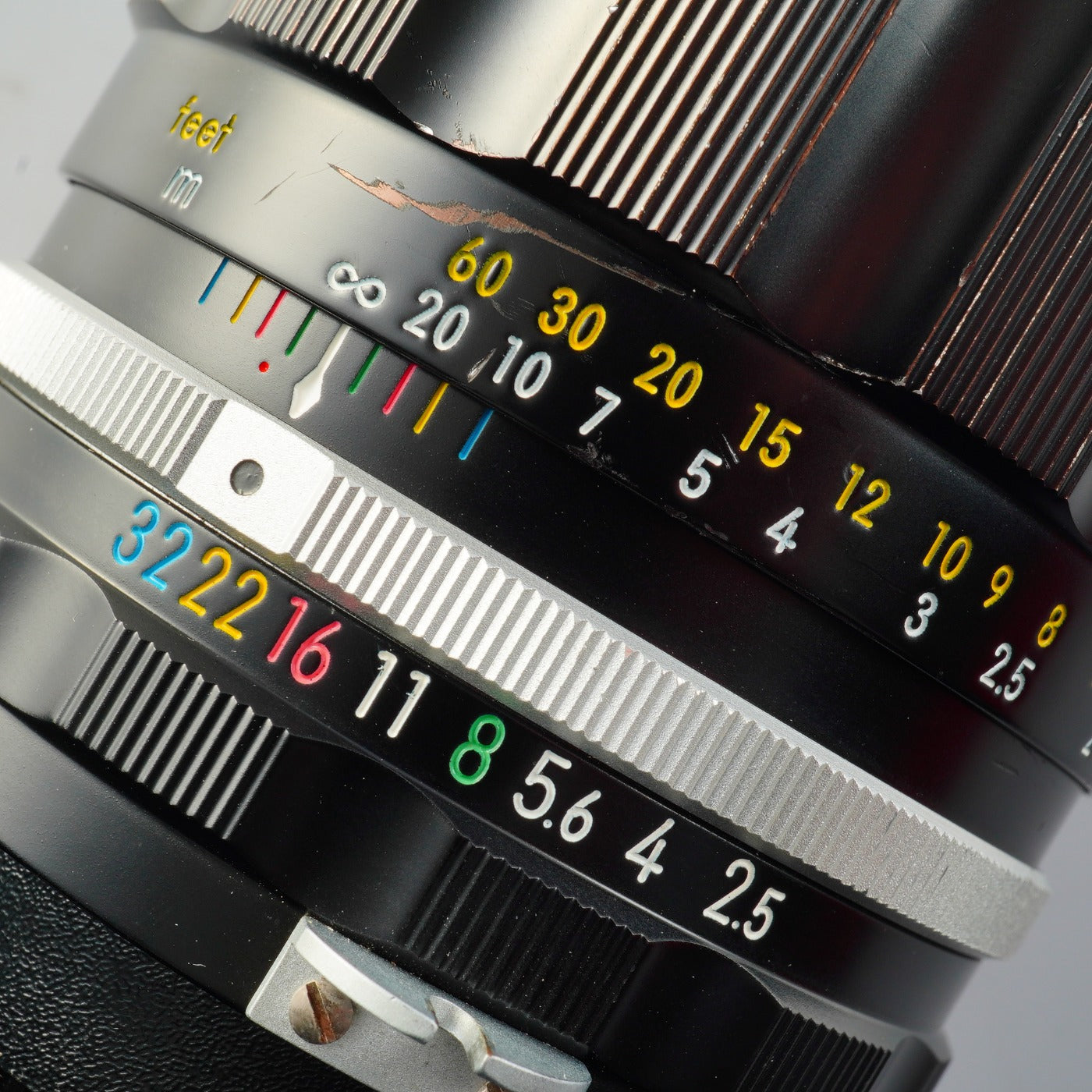 Nikon 非Ai NIKKOR-P Auto 105mm F/2.5 単焦点レンズ