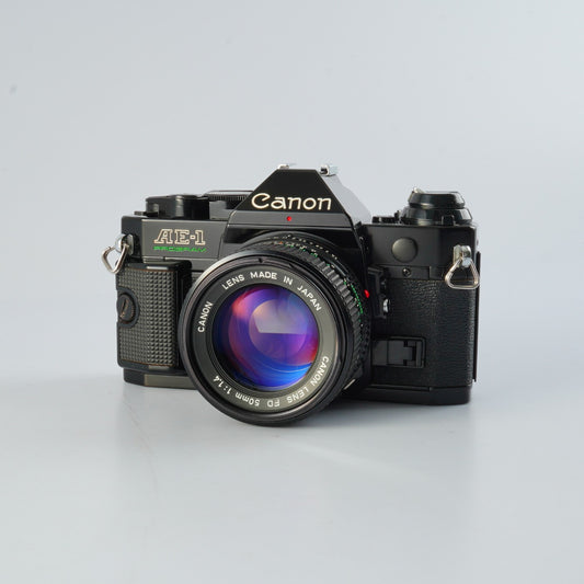 【CLA’d】 Canon AE-1 Program Black + NEW FD 50mm F/1.4 MF フィルム一眼レフカメラ