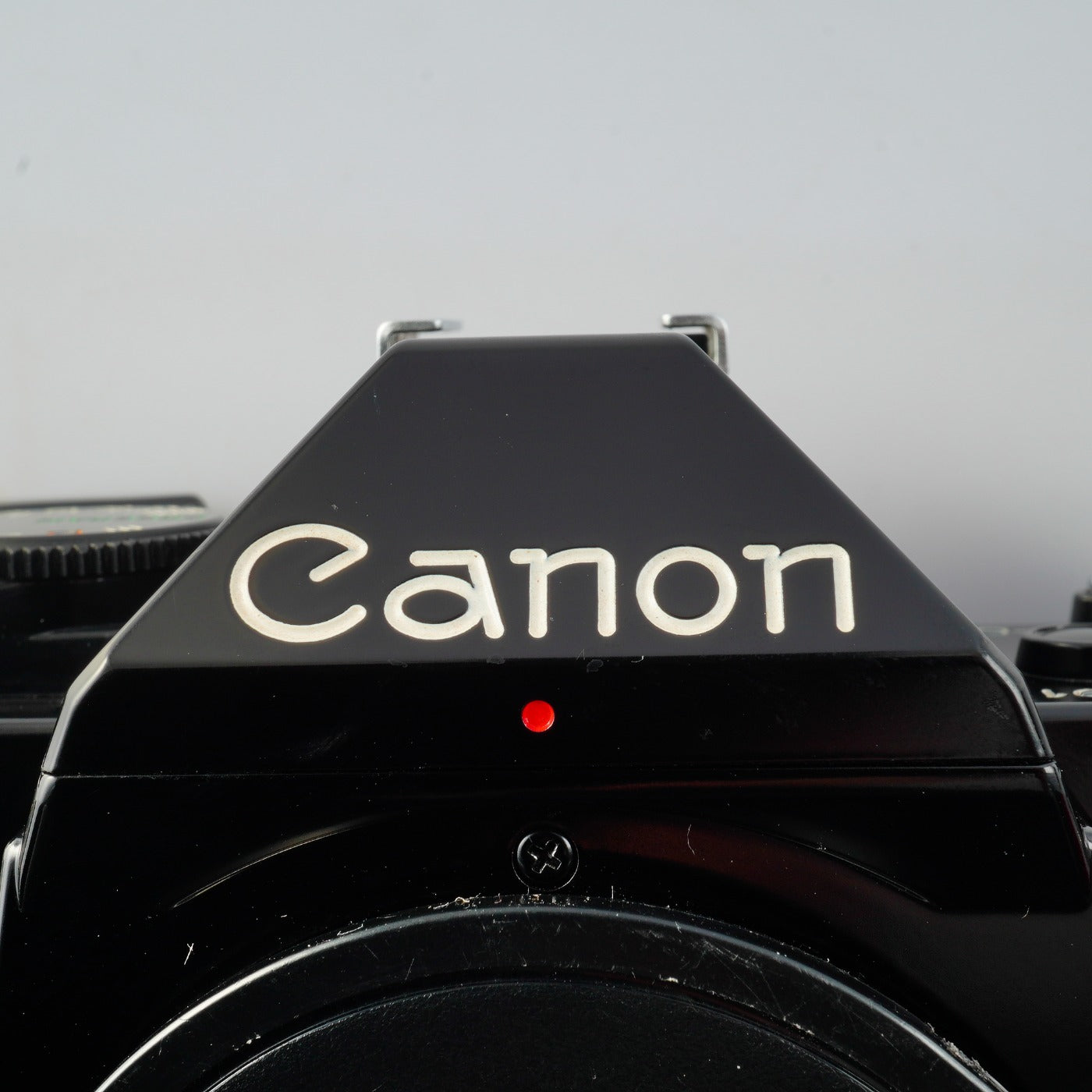 【CLA’d】 Canon AE-1 Program Black + NEW FD 50mm F/1.4 MF フィルム一眼レフカメラ