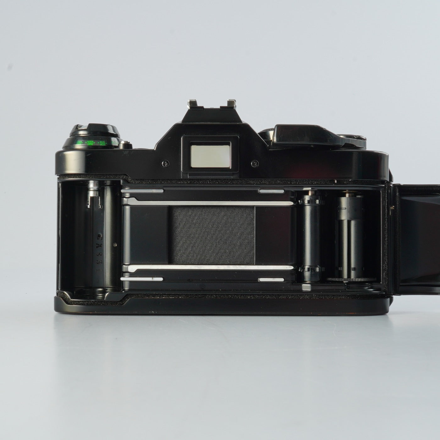 【CLA’d】 Canon AE-1 Program Black + NEW FD 50mm F/1.4 MF フィルム一眼レフカメラ