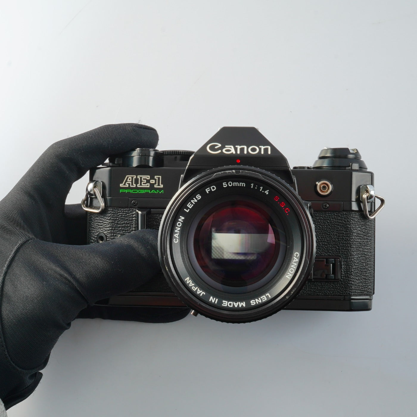 【CLA’d】 Canon AE-1 Program Black + FD 50mm F/1.4 S.S.C. MF フィルム一眼レフカメラ