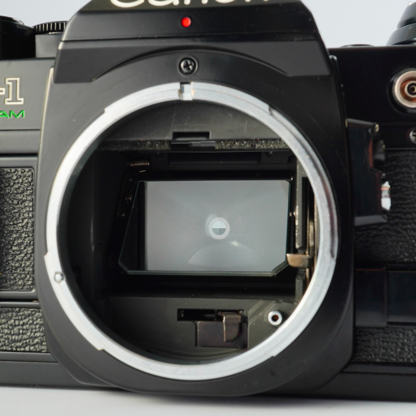 【CLA’d】 Canon AE-1 Program Black + FD 50mm F/1.4 S.S.C. MF フィルム一眼レフカメラ