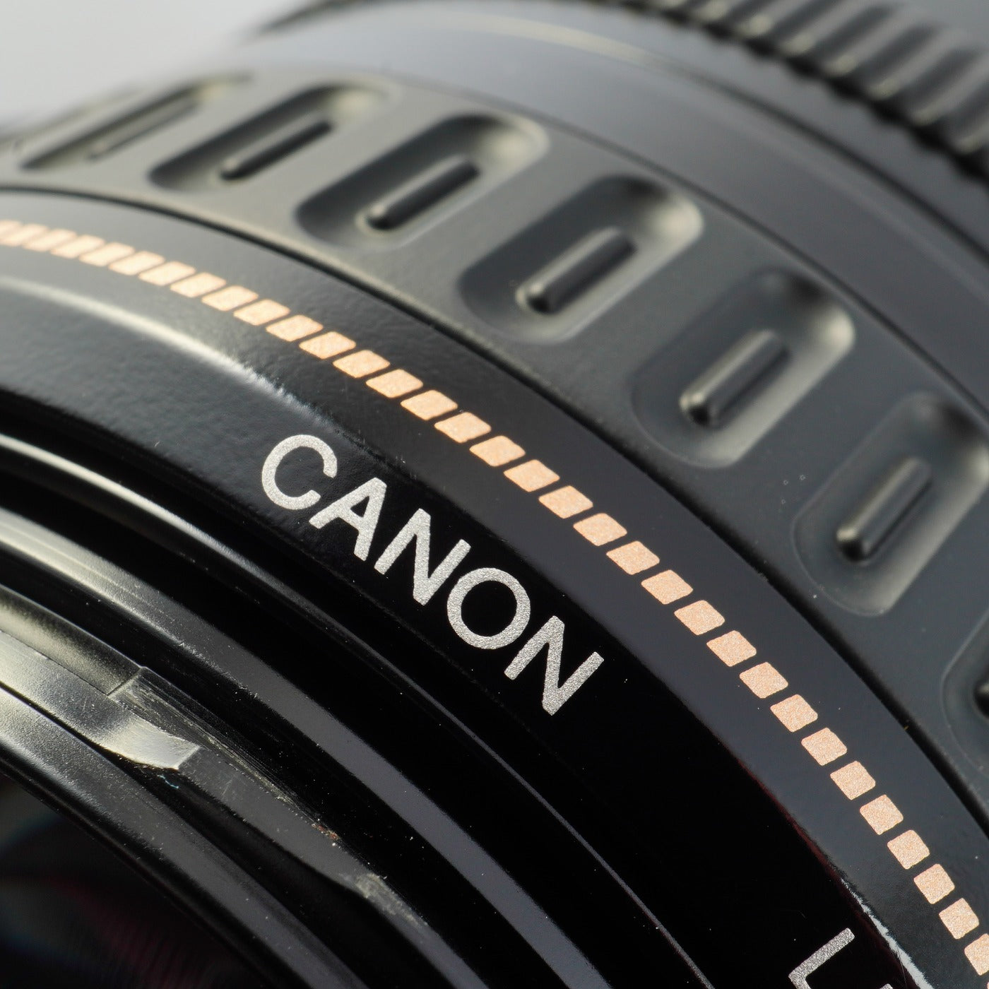 Canon EF 28–105 mm F/3.5–4.5 USM ズームレンズ