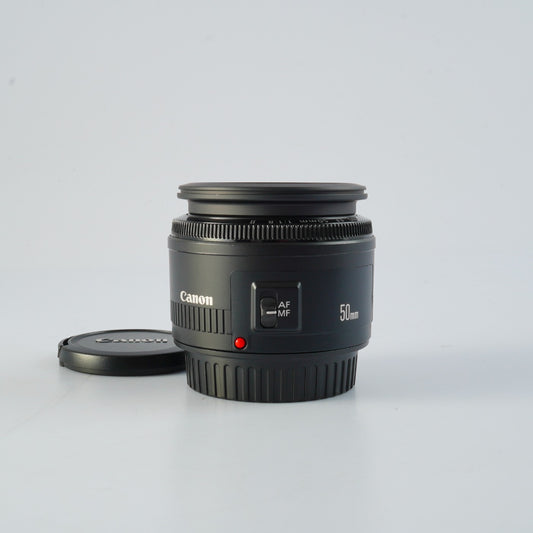 Canon EF 50mm F/1.8 II 単焦点レンズ