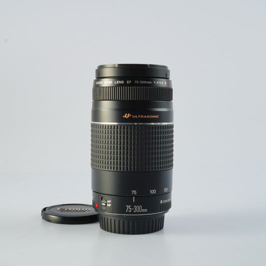 Canon EF 75-300mm F/4-5.6 Ⅲ USM ズームレンズ