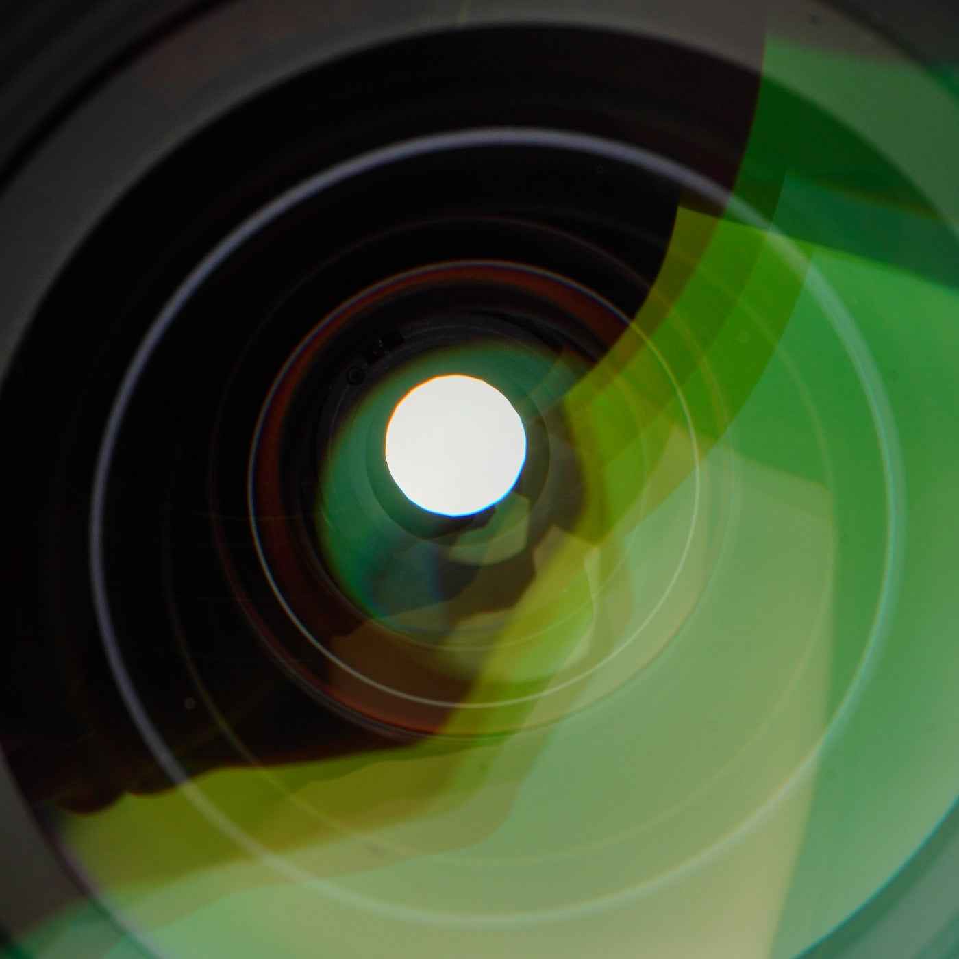 Canon EF 24-70mm F/4 L IS USM ズームレンズ