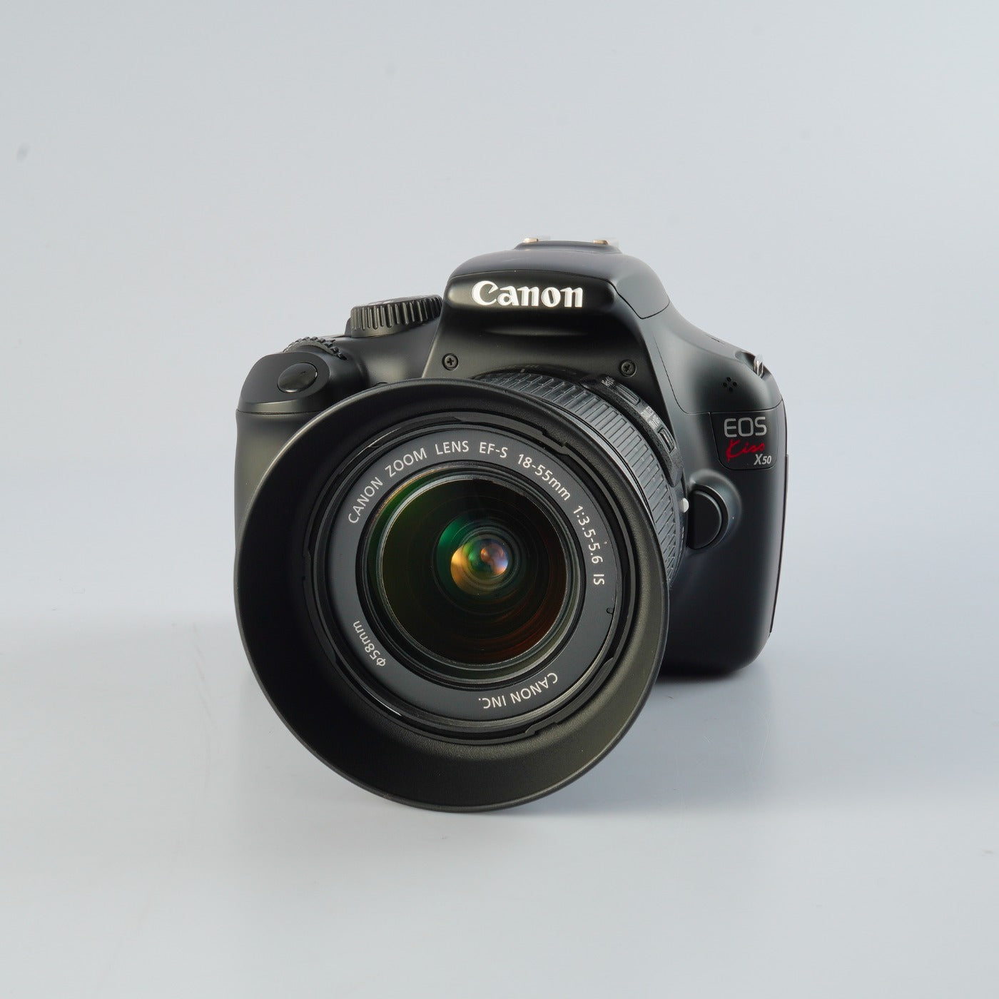 Canon EOS Kiss X50 ( Rebel T3 ) + EF-S 18-55mm F/3.5-5.6 デジタル一眼レフカメラ