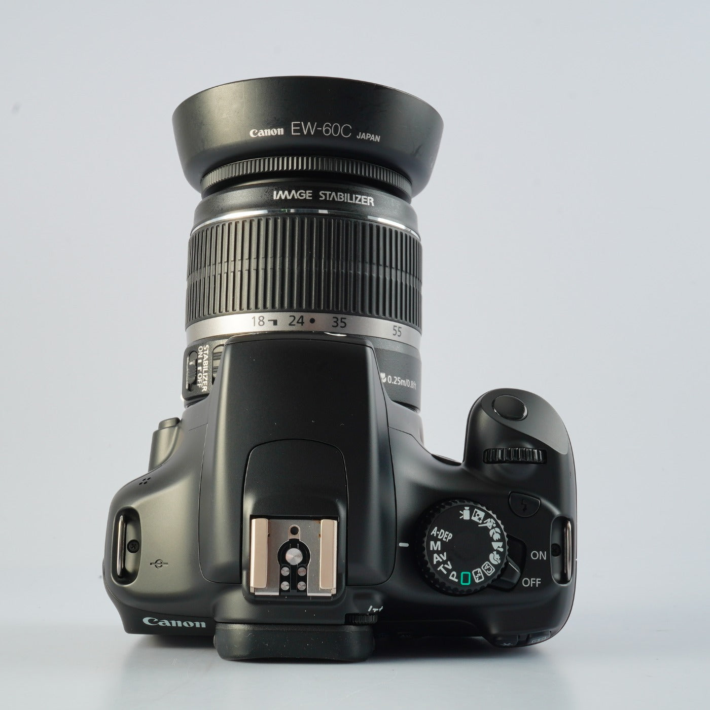 Canon EOS Kiss X50 ( Rebel T3 ) + EF-S 18-55mm F/3.5-5.6 デジタル一眼レフカメラ