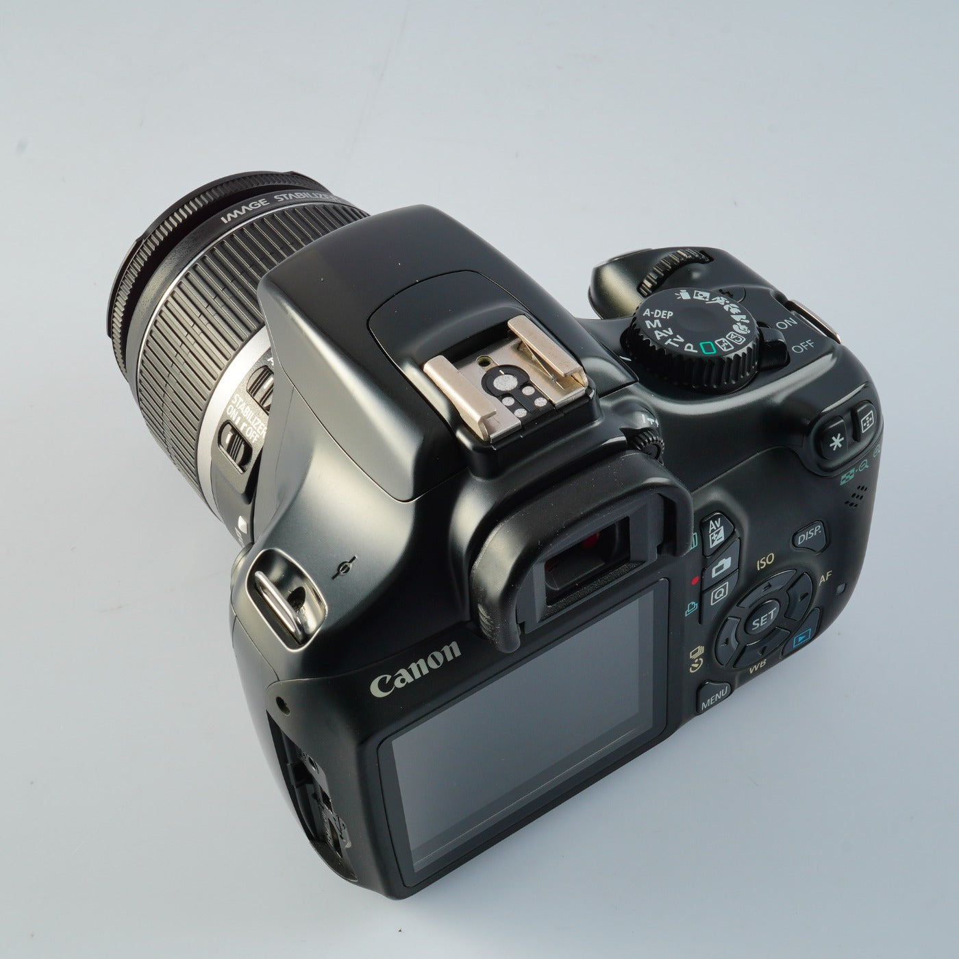 Canon EOS Kiss X50 ( Rebel T3 ) + EF-S 18-55mm F/3.5-5.6 IS + SD 4GB デジタル一眼レフカメラ