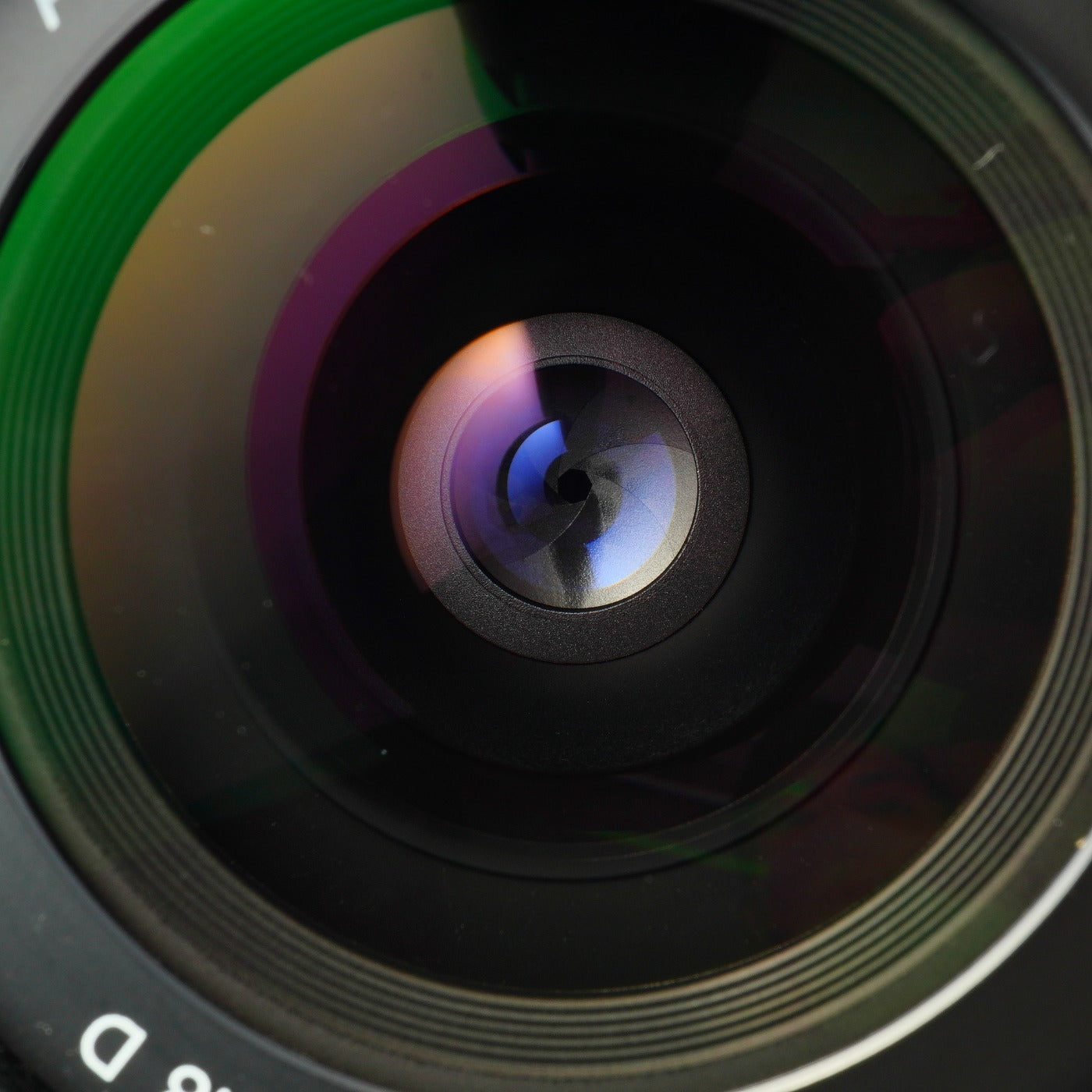 Nikon AF NIKKOR 28 F/2.8 D 単焦点レンズ