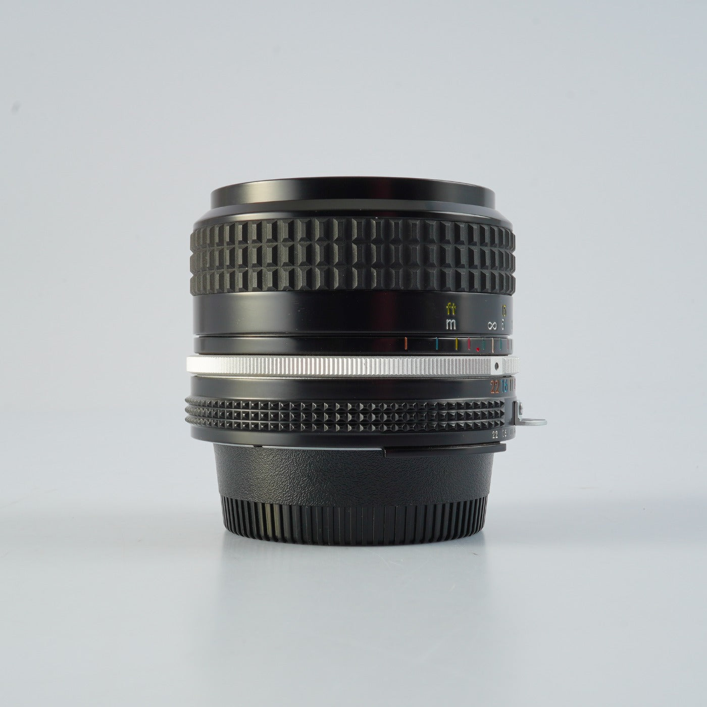 Nikon Ai Nikkor 28mm F/3.5 単焦点レンズ