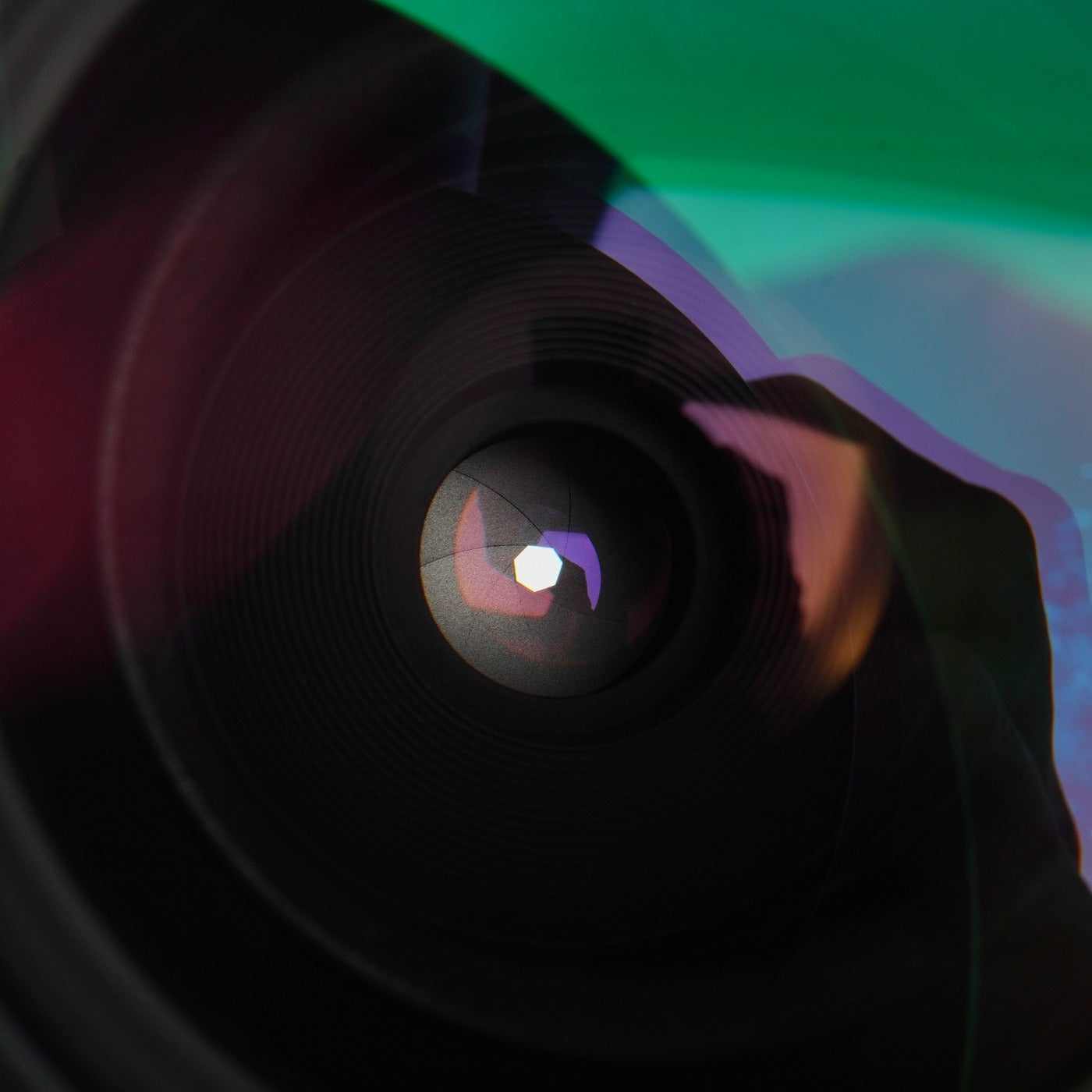 Nikon Ai Nikkor 28mm F/3.5 単焦点レンズ