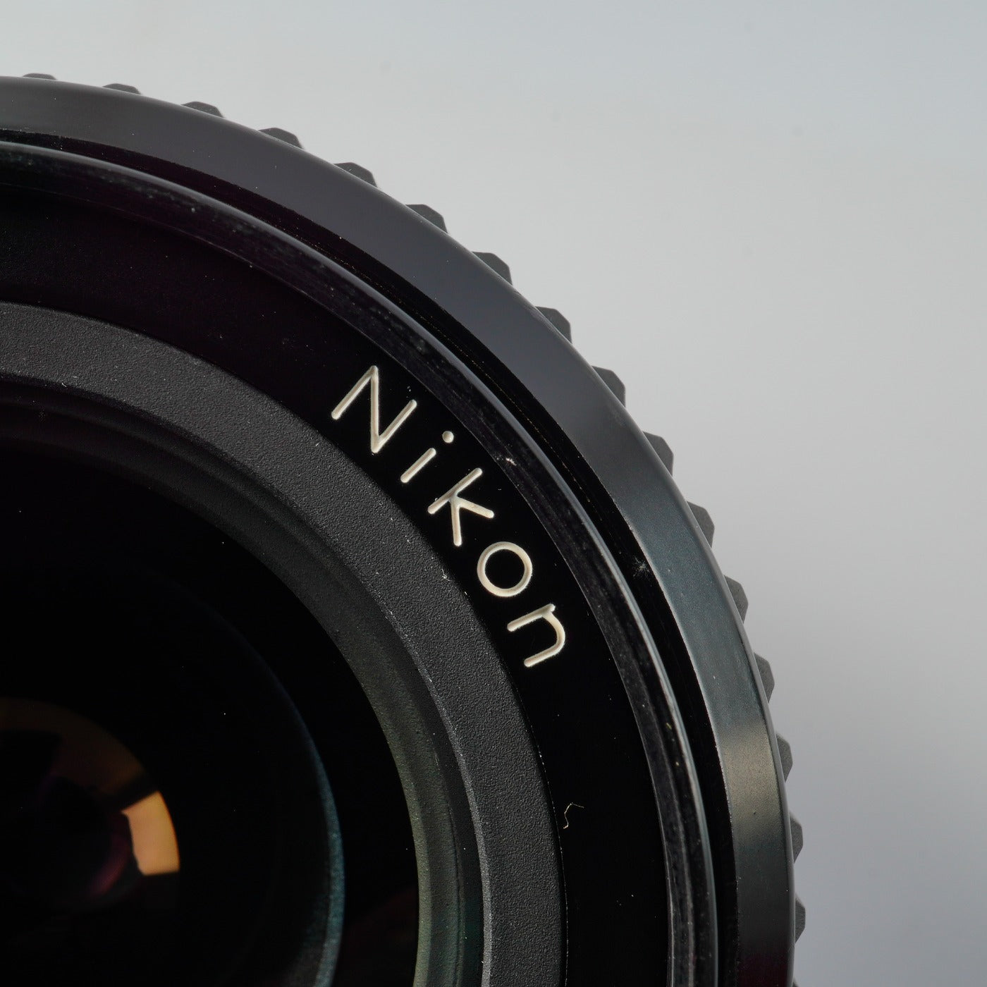 Nikon Ai Nikkor 28mm F/3.5 単焦点レンズ