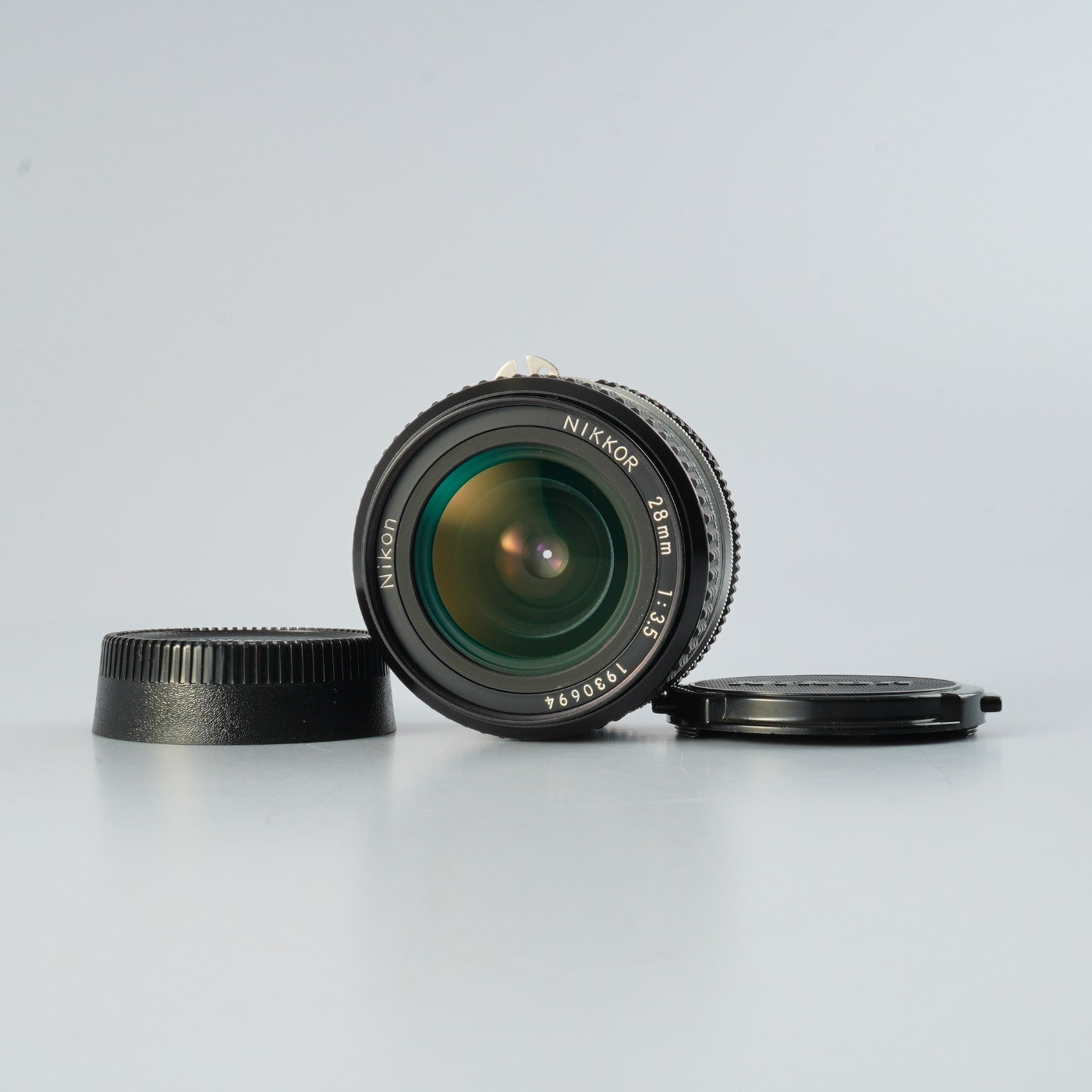 Nikon Ai Nikkor 28mm F/3.5 単焦点レンズ