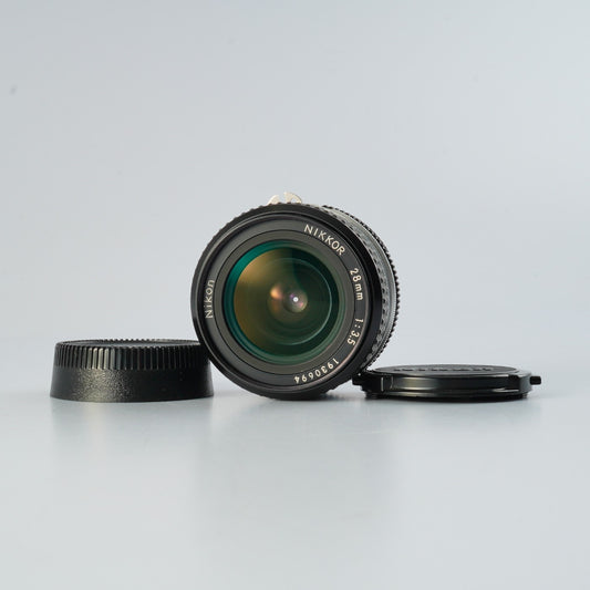 Nikon Ai Nikkor 28mm F/3.5 単焦点レンズ