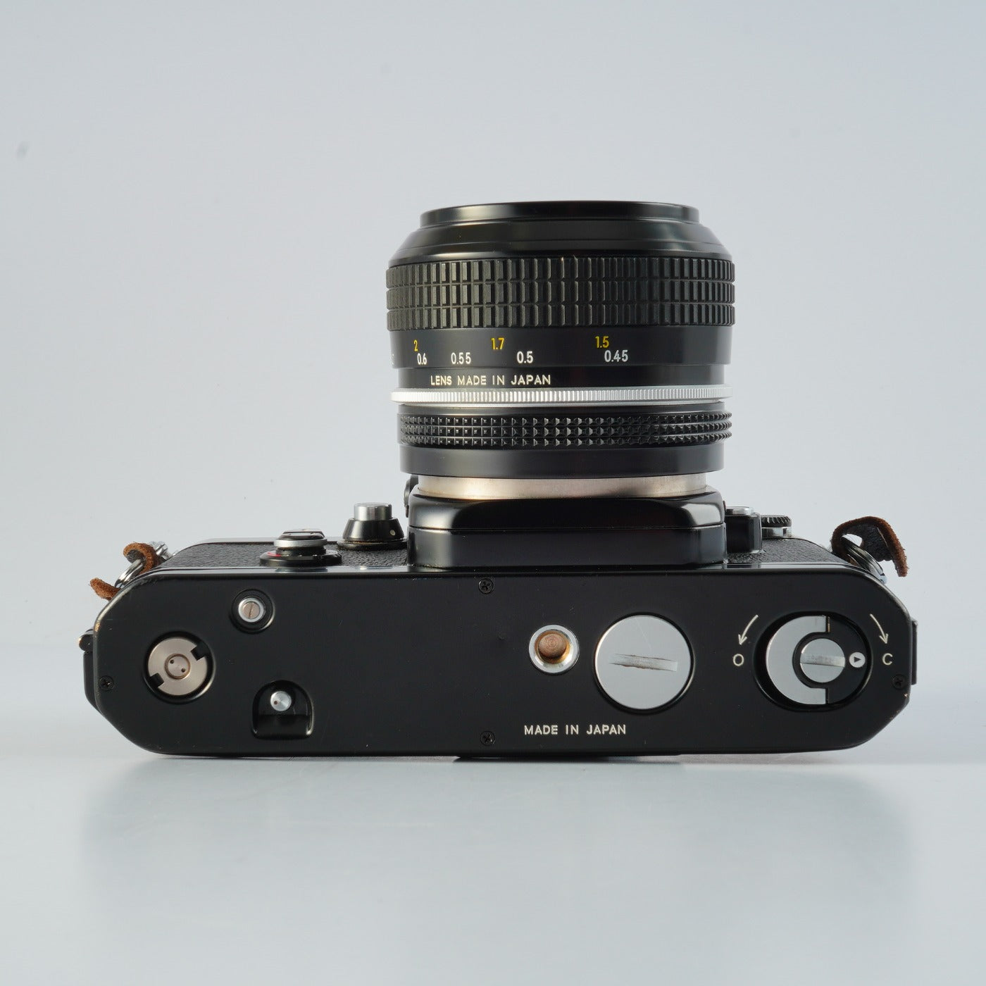 【SERVICED & TESTED】 Nikon F2 Photomic S DP-2 Black + New NIKKOR 非Ai 50mm F/1.4 MF フィルム一眼レフカメラ