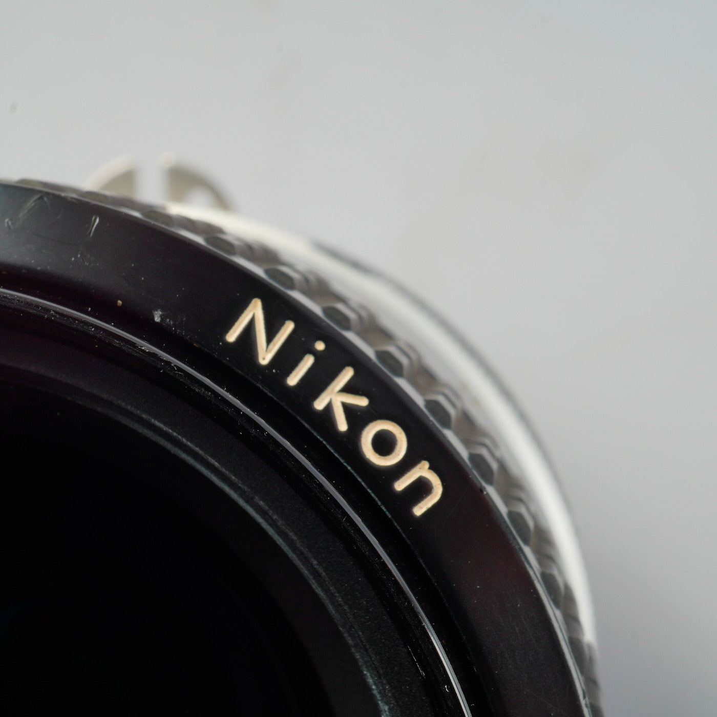 Nikon Ai Nikkor 35mm F/2 単焦点レンズ