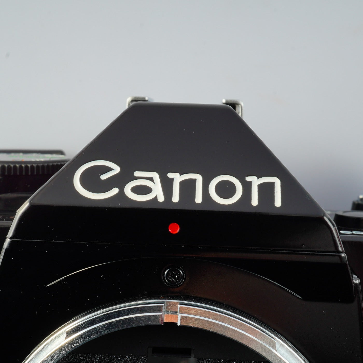 【CLA’d】 Canon AE-1 Program Black + New FD 50mm F/1.4 MF フィルム一眼レフカメラ