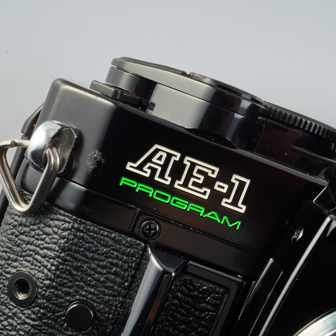 【CLA’d】 Canon AE-1 Program Black + New FD 50mm F/1.4 MF フィルム一眼レフカメラ