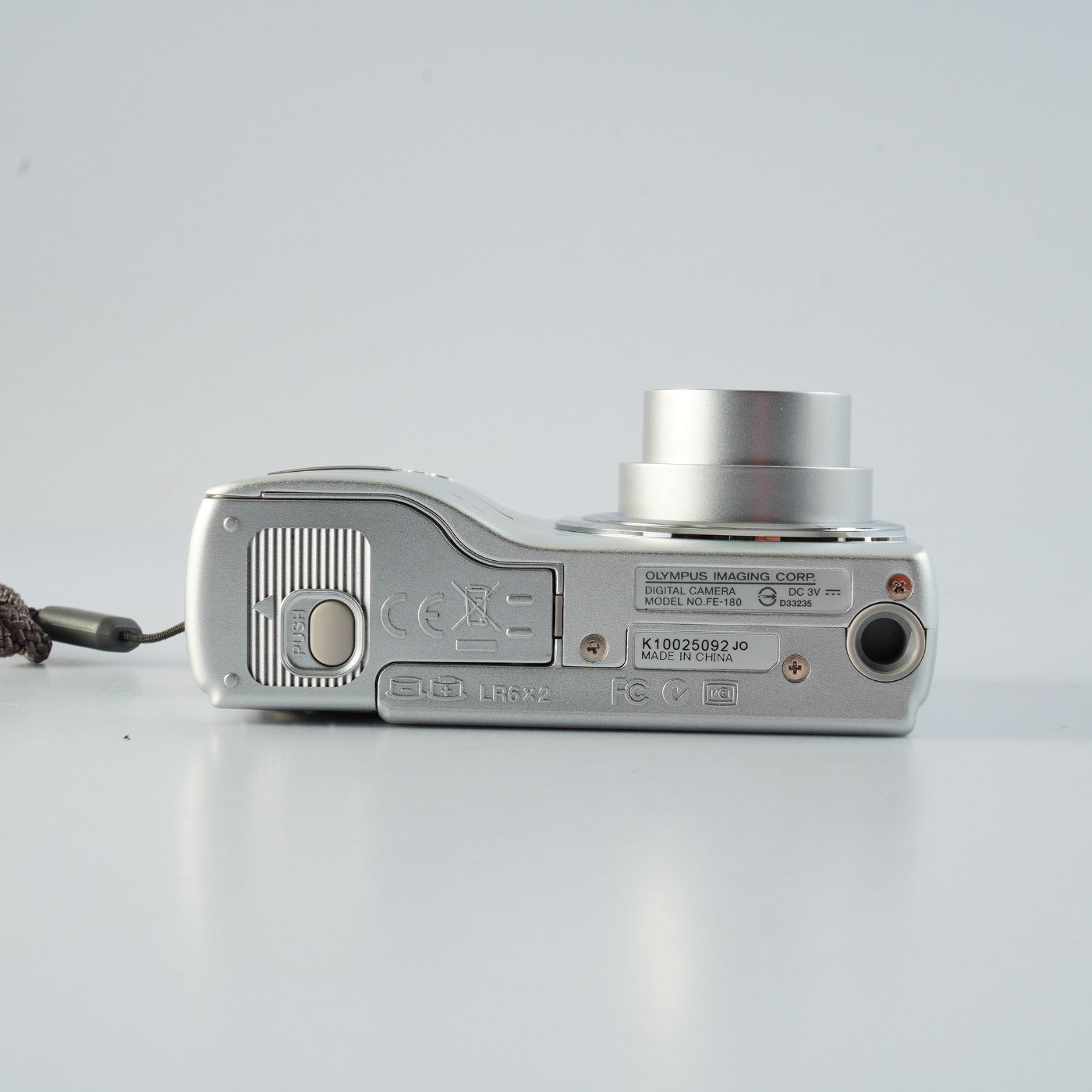 OLYMPUS FE-180 + XD 256MB コンパクトデジタルカメラ – 山田写真機店