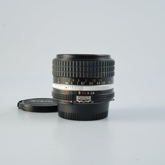 Nikon Ai-S NIKKOR 28mm F/2.8 単焦点レンズ