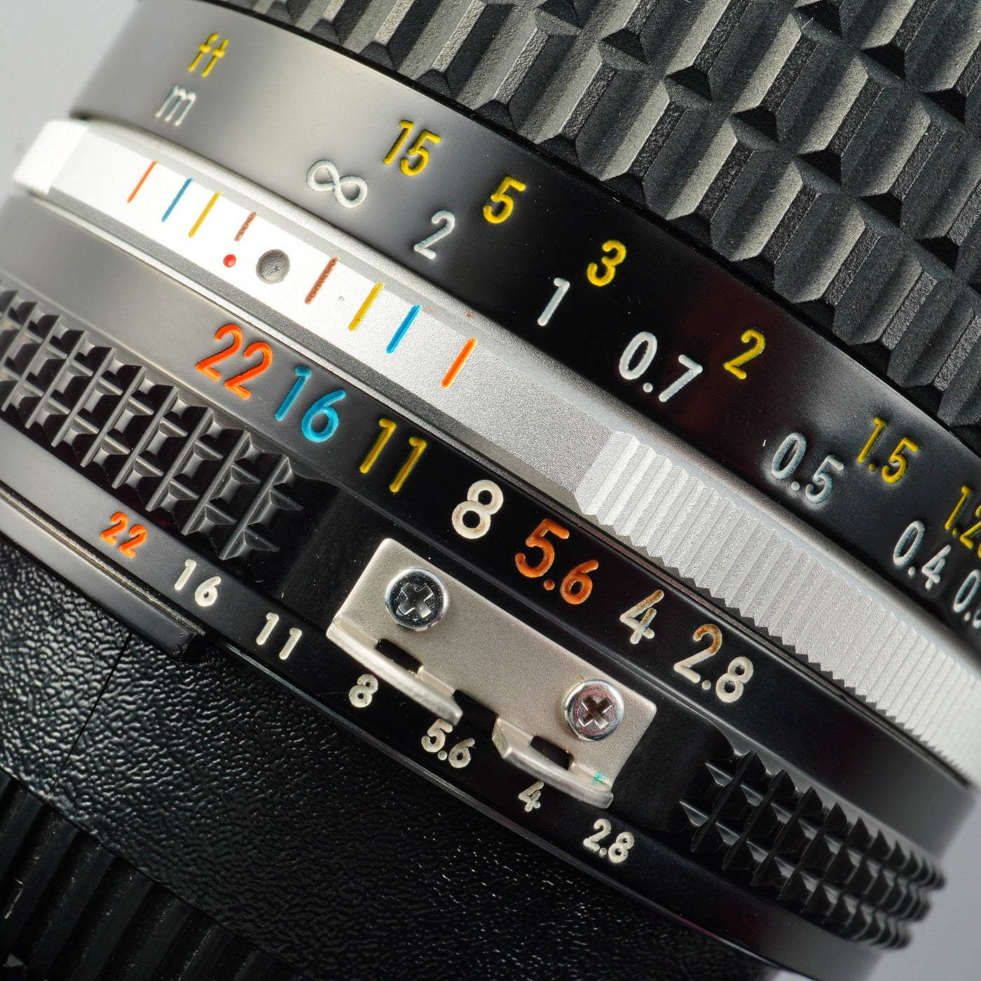 Nikon Ai-S NIKKOR 28mm F/2.8 単焦点レンズ