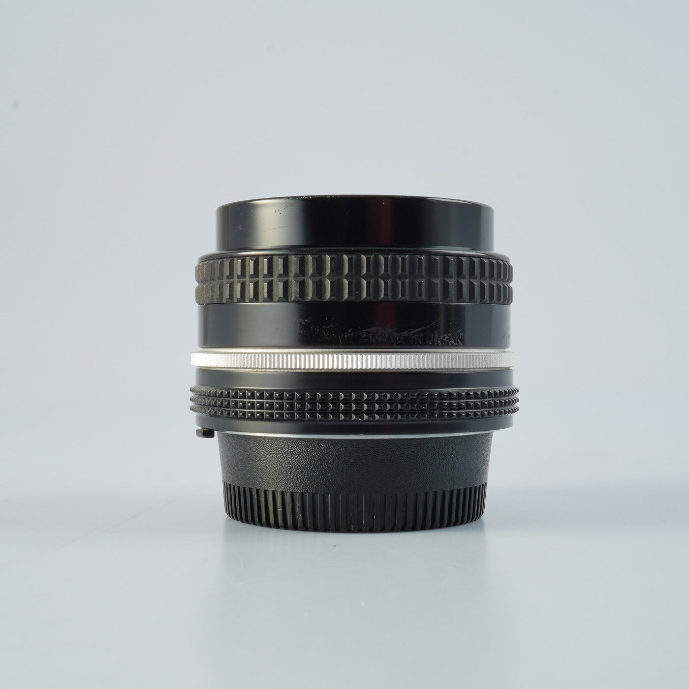 Nikon Ai Nikkor 20mm F/3.5 単焦点レンズ – 山田写真機店