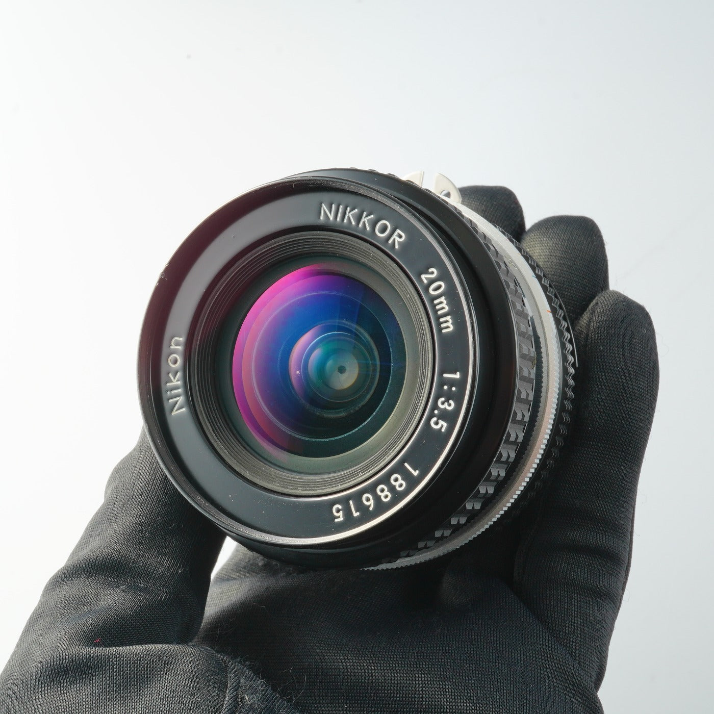 Nikon Ai Nikkor 20mm F/3.5 単焦点レンズ