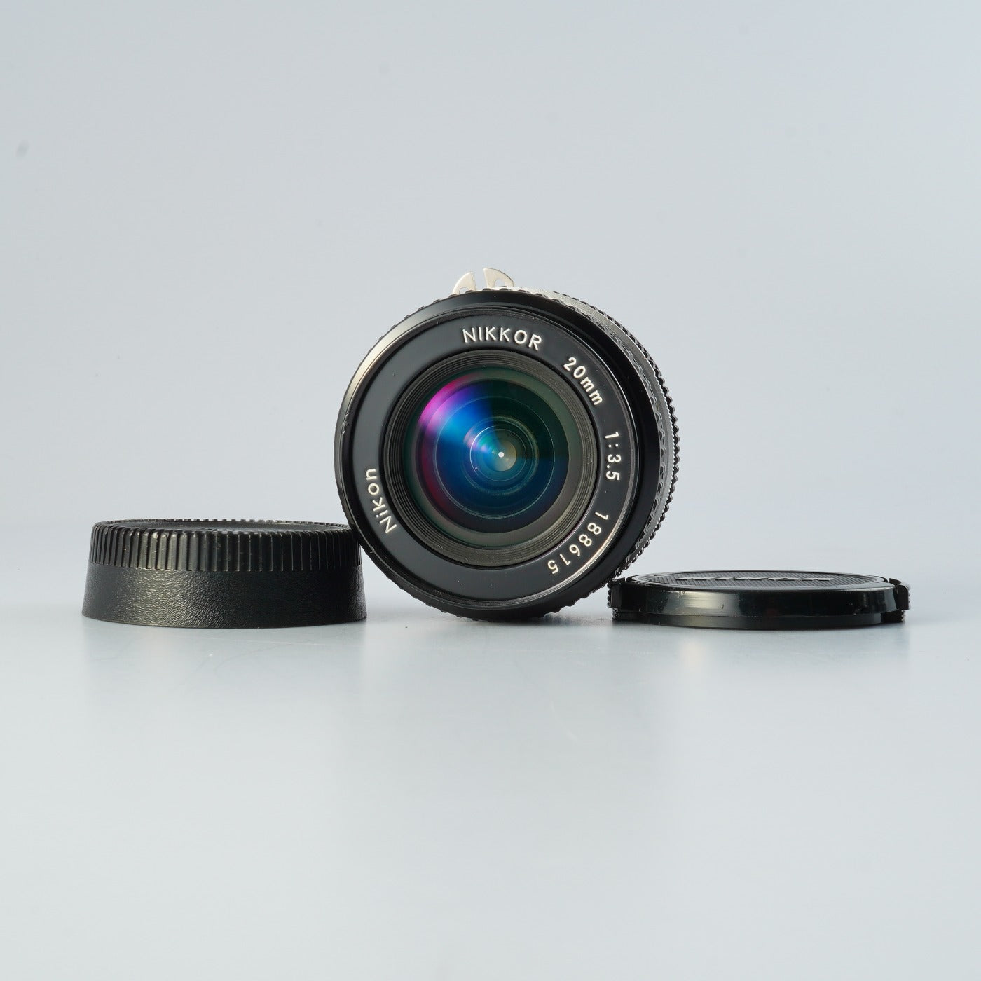 Nikon Ai Nikkor 20mm F/3.5 単焦点レンズ