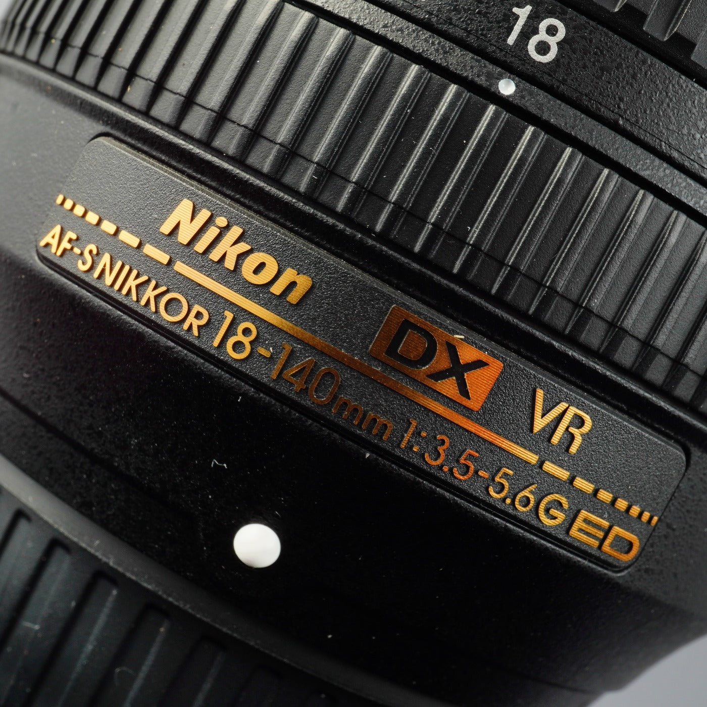 Nikon AF-S NIKKOR 18-140mm F/3.5-5.6 G ED VR DX ズームレンズ