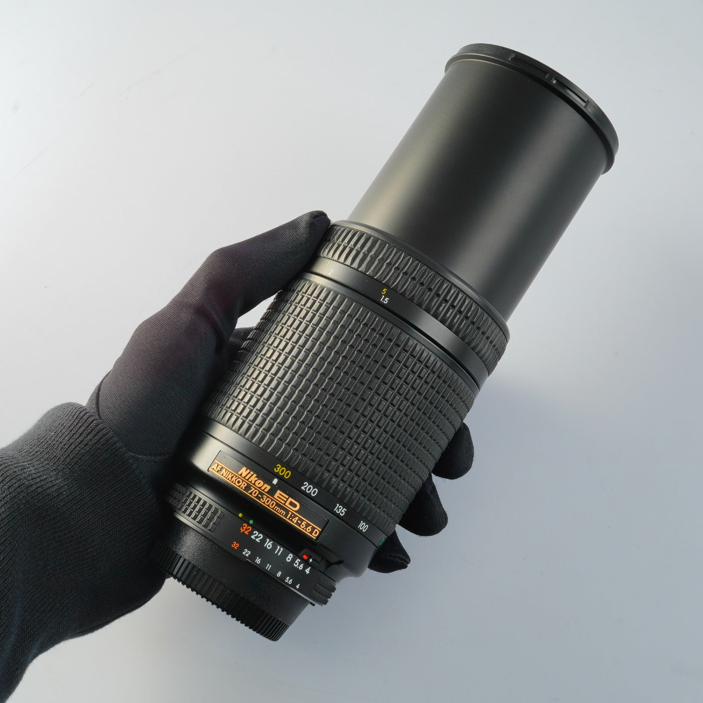 Nikon AF NIKKOR 70-300mm F/4-5.6 D ED ズームレンズ