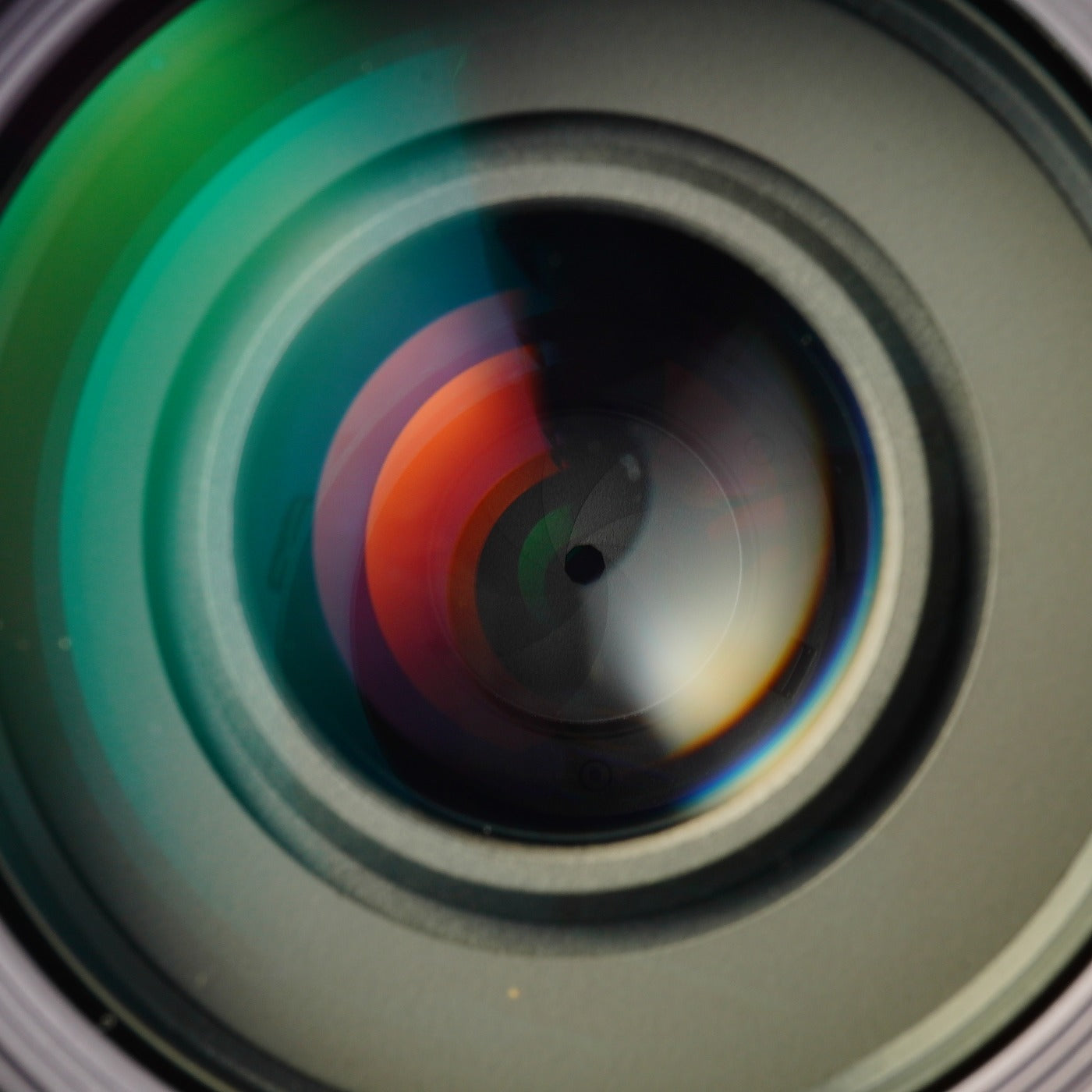 Nikon AF NIKKOR 70-300mm F/4-5.6 D ED ズームレンズ