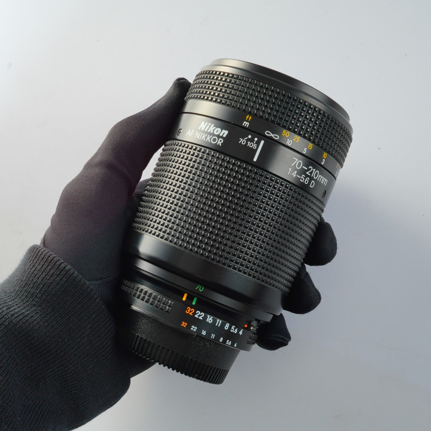 Nikon AF NIKKOR 70-210mm F/4-5.6 D ズームレンズ