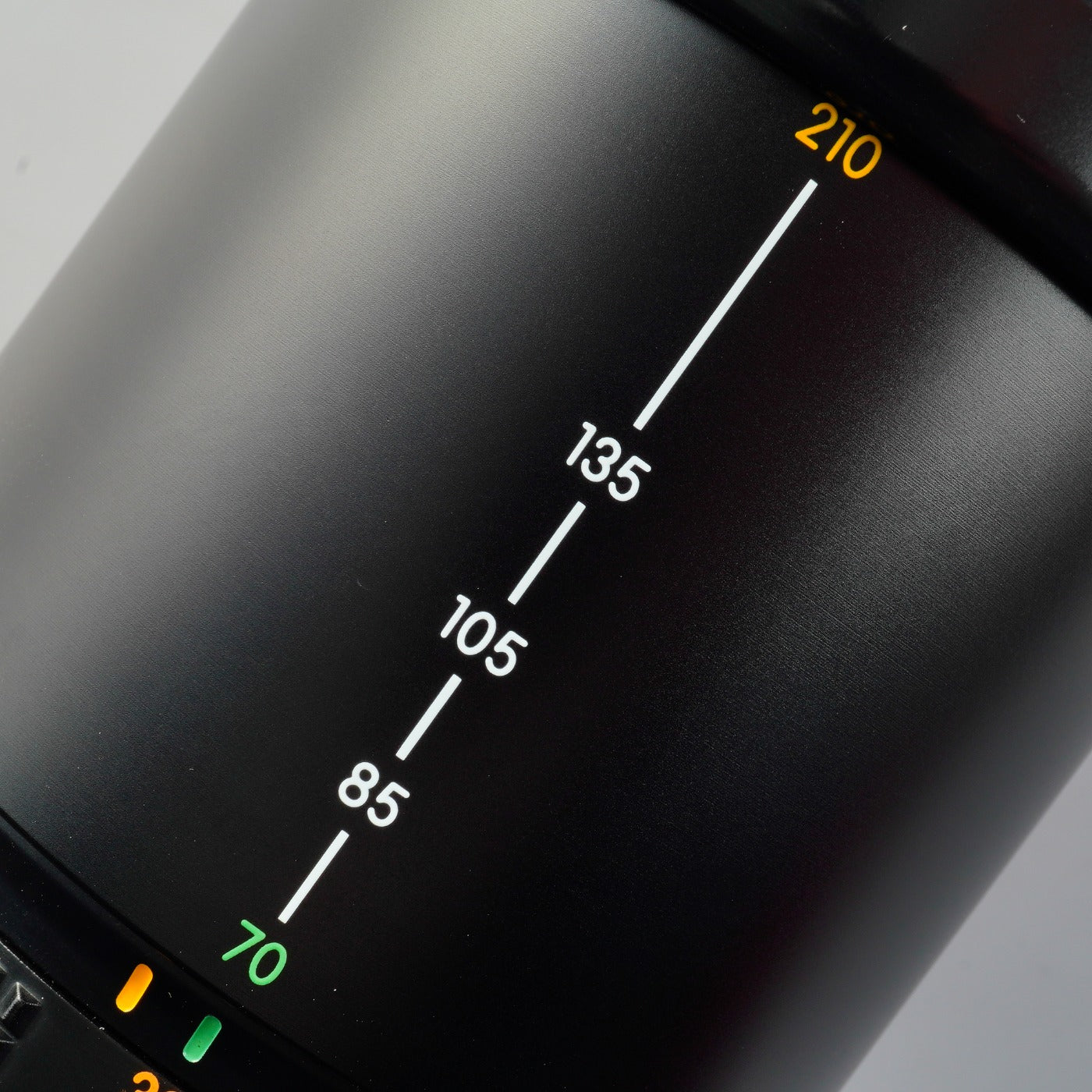 Nikon AF NIKKOR 70-210mm F/4-5.6 D ズームレンズ