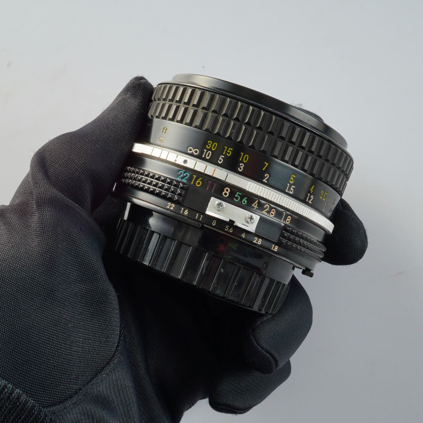 Nikon Ai Nikkor 50mm F/1.8 単焦点レンズ