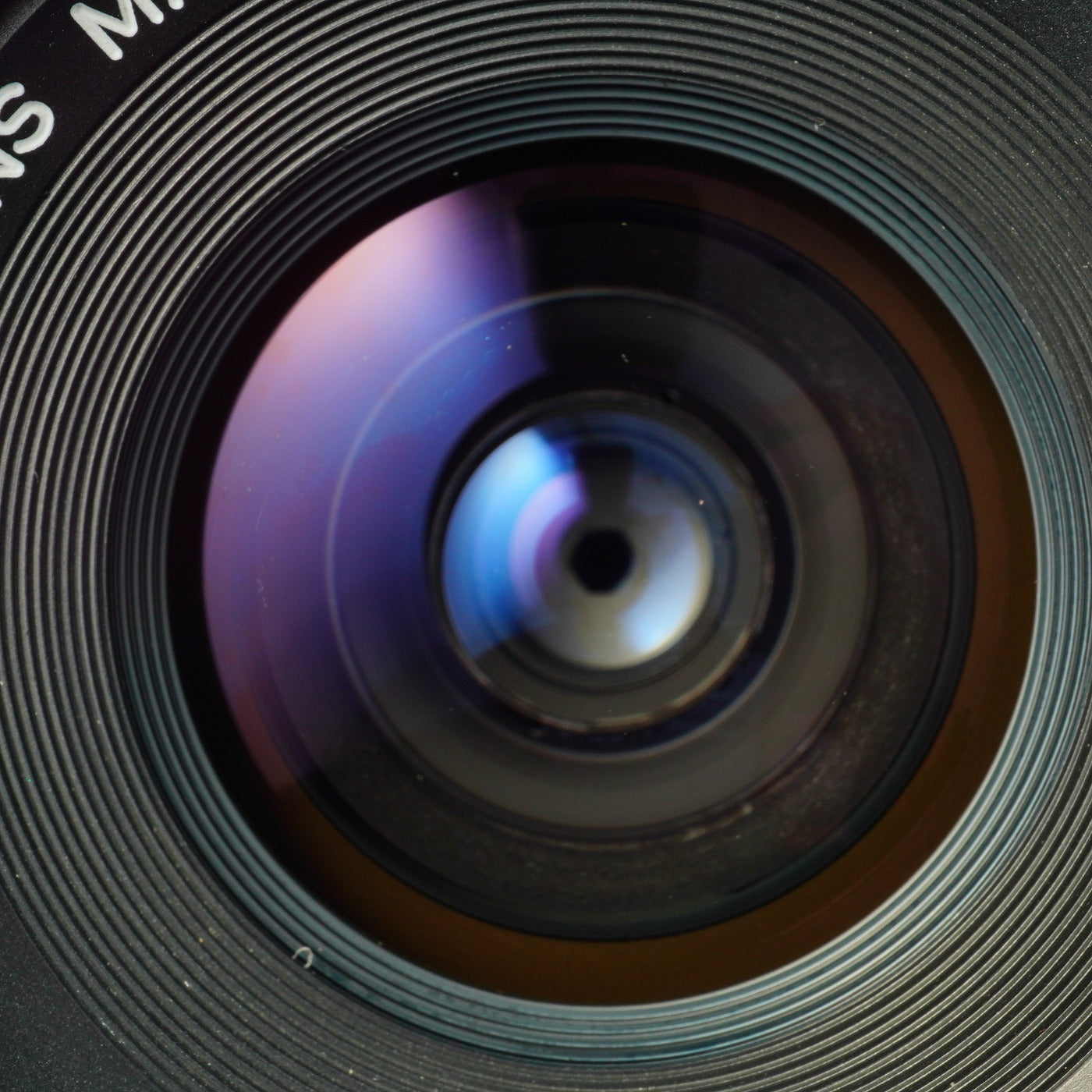 Canon FD 28mm F/3.5 S.C. 